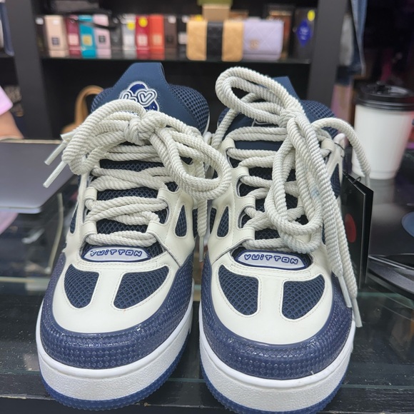 Louis Vuitton skate sneakers size-10 US - Picture 2 of 5